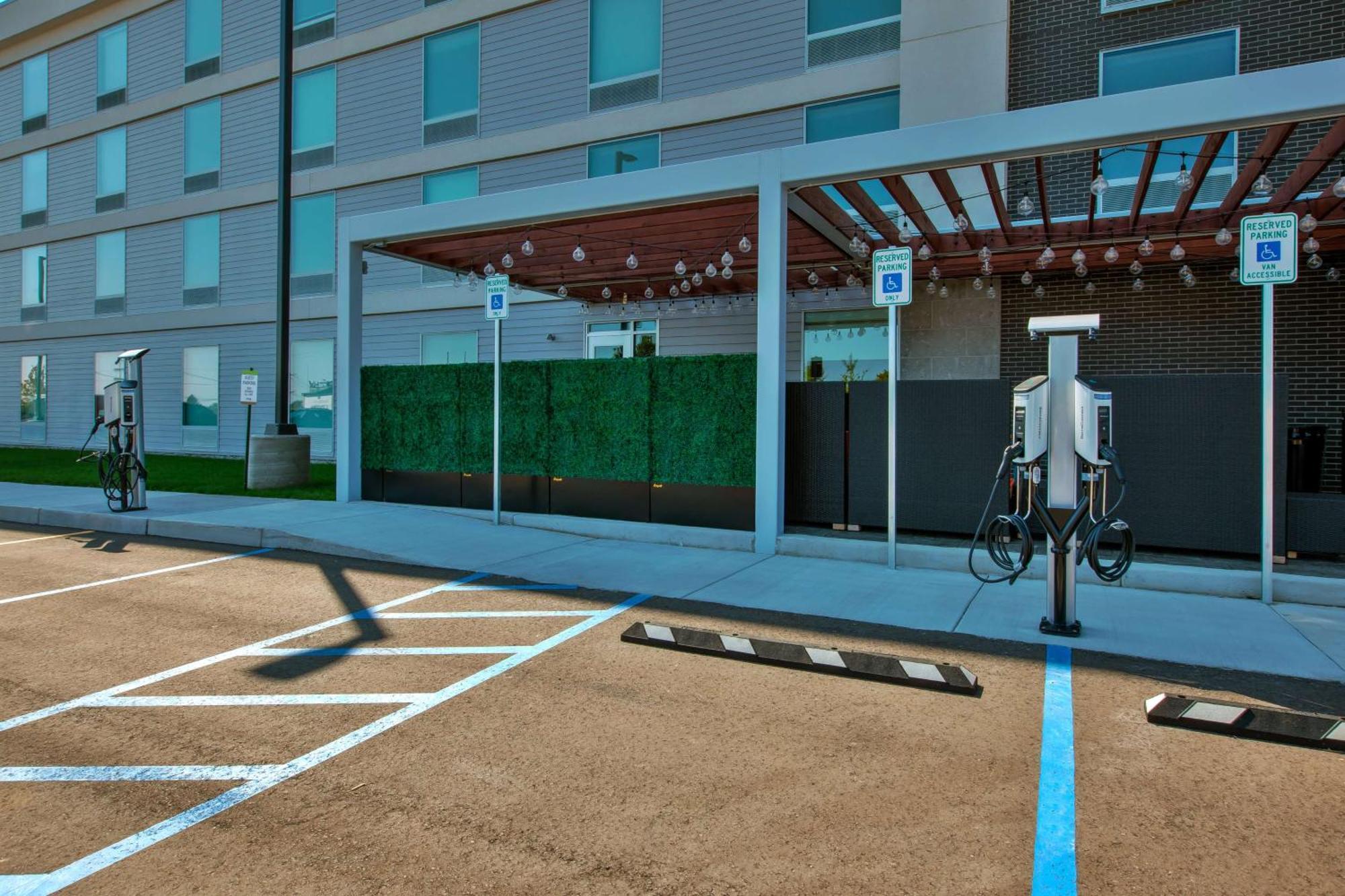 Home2 Suites By Hilton Grand Rapids South Byron Center Eksteriør billede