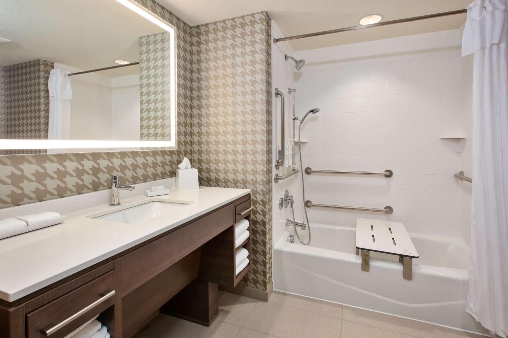 Home2 Suites By Hilton Grand Rapids South Byron Center Eksteriør billede